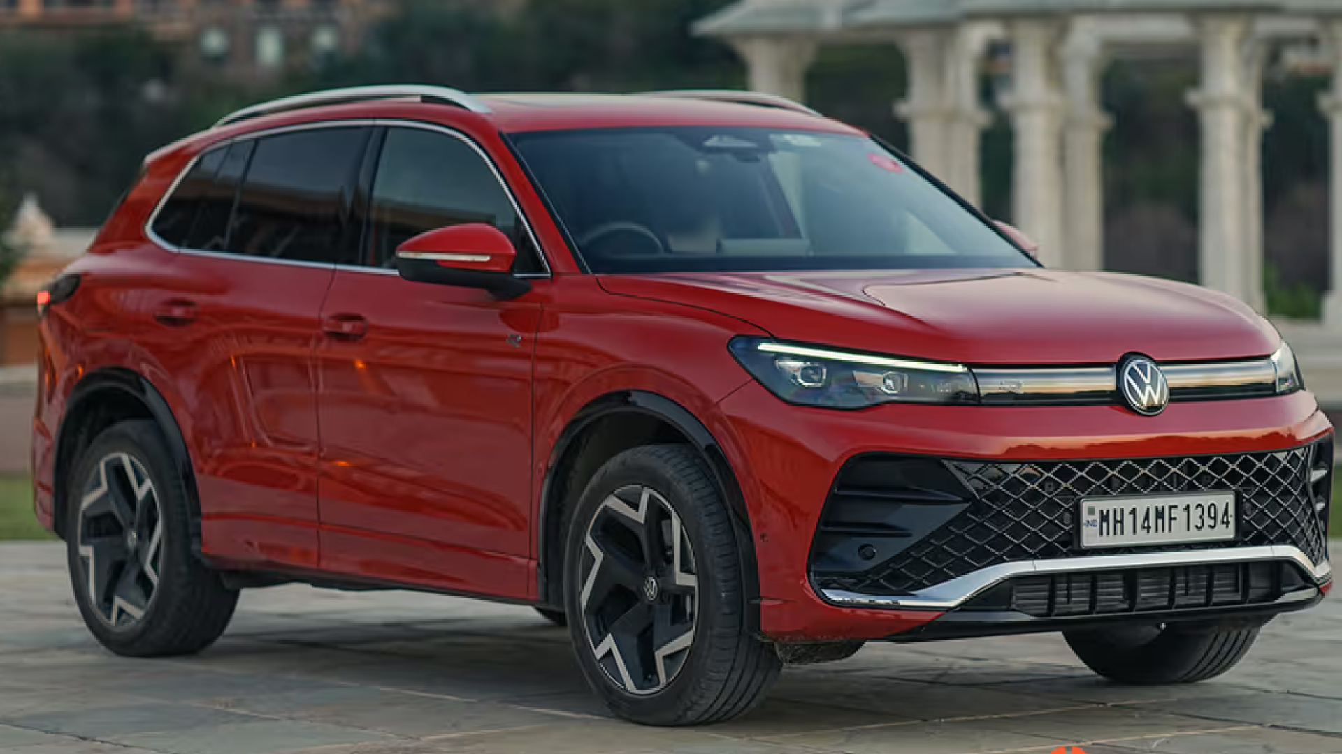 2025 Volkswagen Tiguan R-Line Explained In 10 Real-life Images